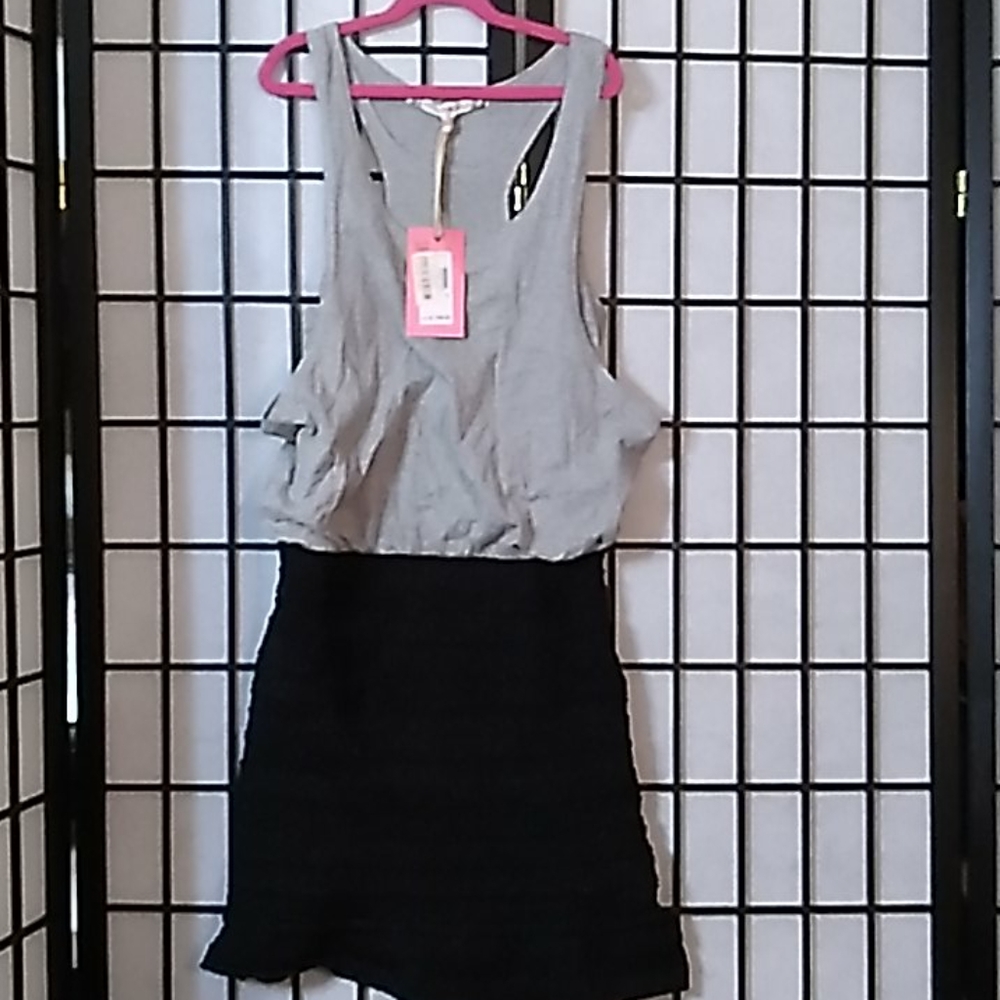 Women's Chelsea & Violet Dress sz Small